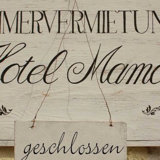 Hotel Mama