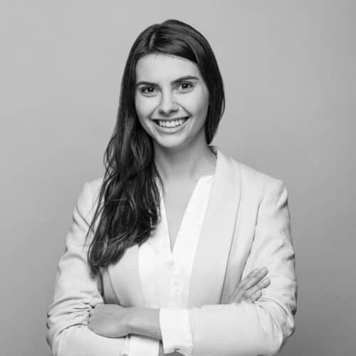 Profilbild Nadine (Marketing 2022)