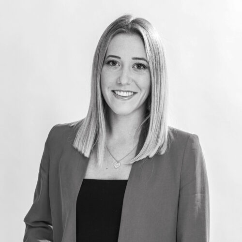 Profilbild Sarah (Marketing 2022)