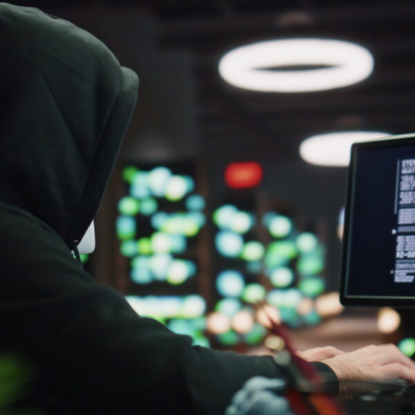 Minderjährige Rechtsterroristen und rechte Meme-Propaganda in Gaming-Kreisen: Auf Social Media entsteht eine neue Generation jugendlicher Rechtsextremer.